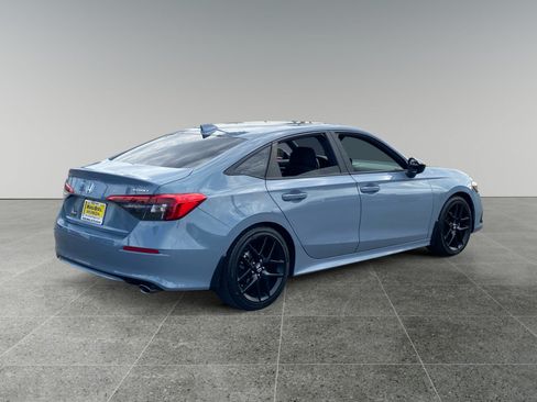 Used 2024 Honda Civic Sport image 5