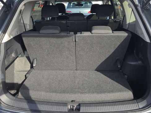 Used 2024 Volkswagen Tiguan S image 12