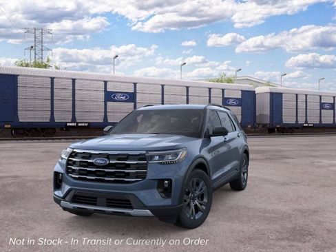 New 2026 Ford Explorer Active w/ Active Comfort Package AWD/4WD image 2
