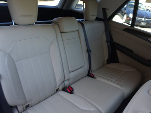 Used 2018 Mercedes-Benz GLE 350 4MATIC image 16