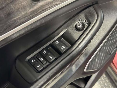 Certified 2022 Jeep Grand Cherokee L Limited image 27