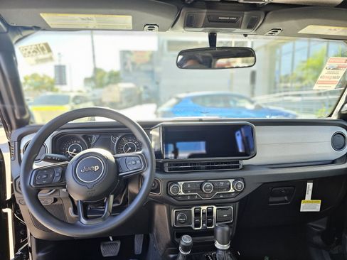 New 2026 Jeep Gladiator Sport image 25