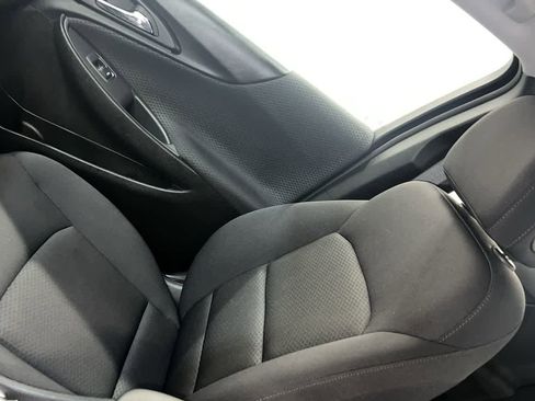 Used 2023 Chevrolet Malibu LT image 38