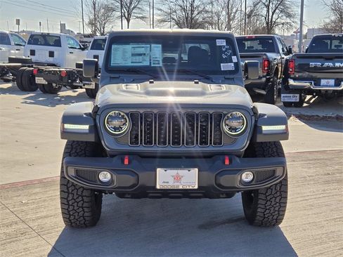 New 2025 Jeep Gladiator Sport image 8