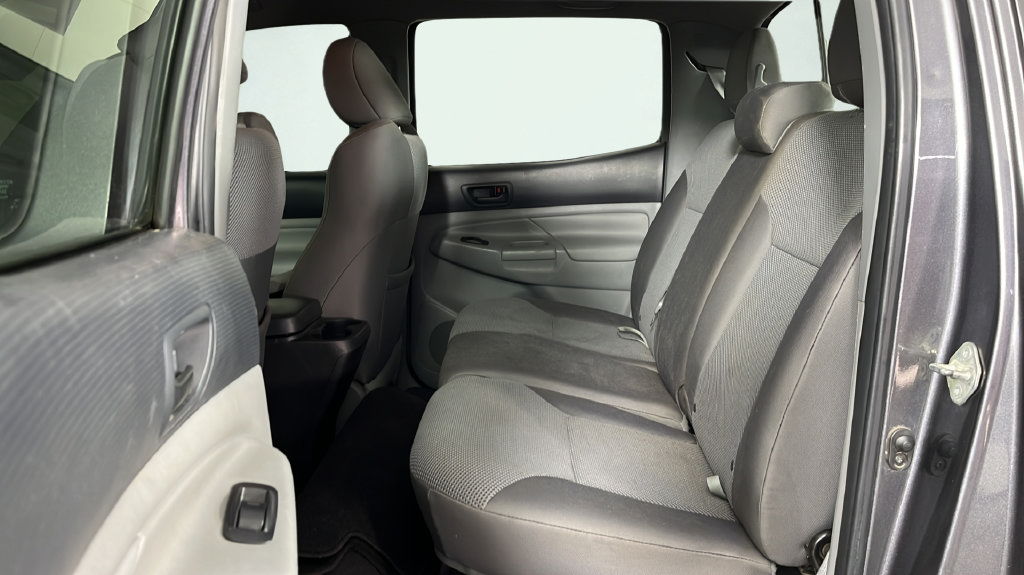 Used 2015 Toyota Tacoma 4x4 Double Cab w/ TRD Sport Package image 16