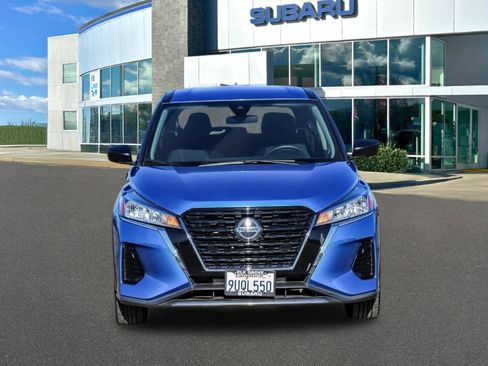 Used 2021 Nissan Kicks S image 10