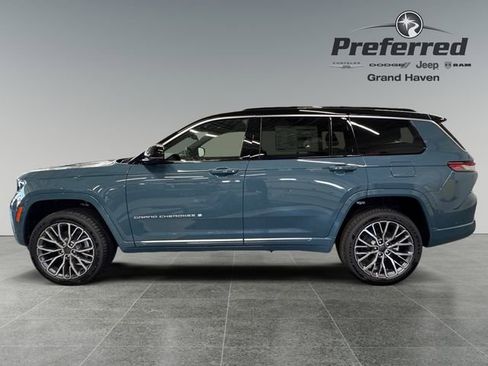 New 2026 Jeep Grand Cherokee L Summit AWD/4WD image 9