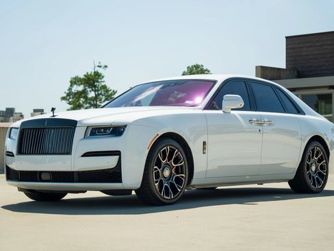 Used 2022 Rolls-Royce Ghost Black Badge AWD/4WD image 4