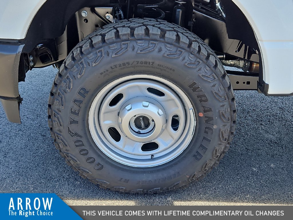 New 2026 Ford F250 XL w/ XL Off-Road Package AWD/4WD image 17