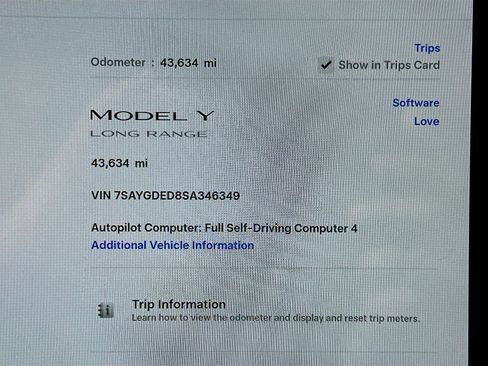 Used 2025 Tesla Model Y Long Range RWD image 12