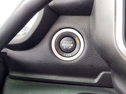 Used 2022 RAM 2500 Big Horn w/ Level C Equiment Group image 26