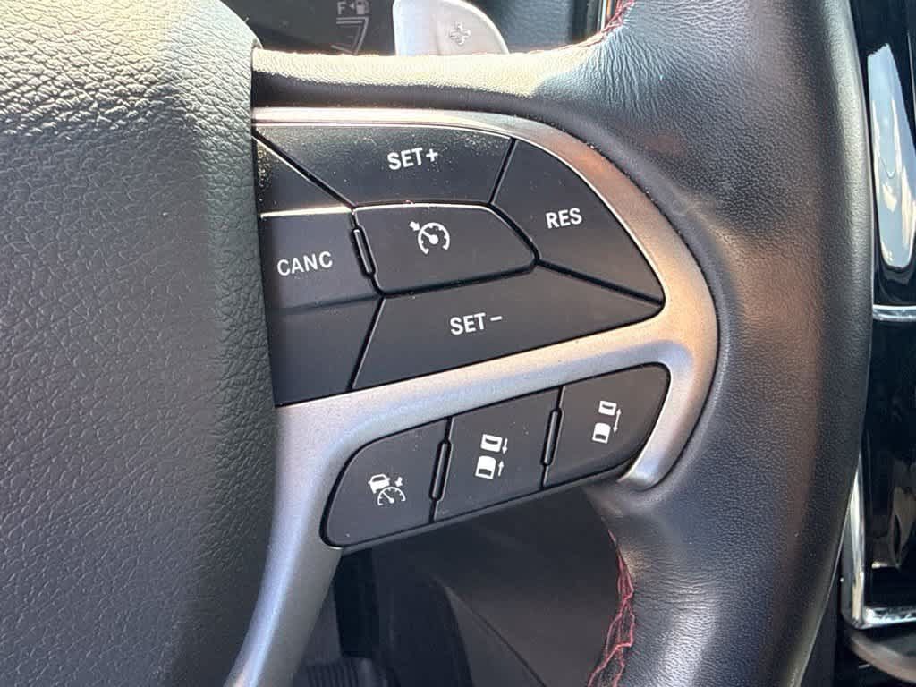 Used 2019 Jeep Grand Cherokee Trailhawk AWD/4WD image 25