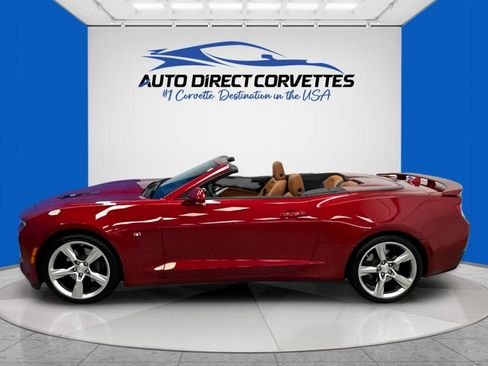 Used 2017 Chevrolet Camaro SS RWD image 5