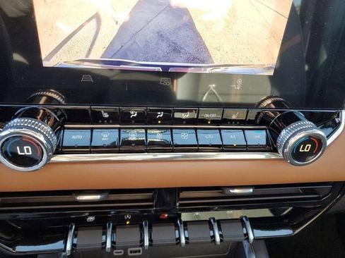 New 2026 GMC Canyon AT4 image 23