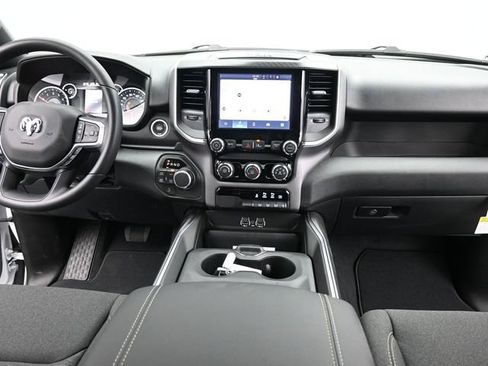 New 2026 RAM 1500 4x4 Crew Cab image 23