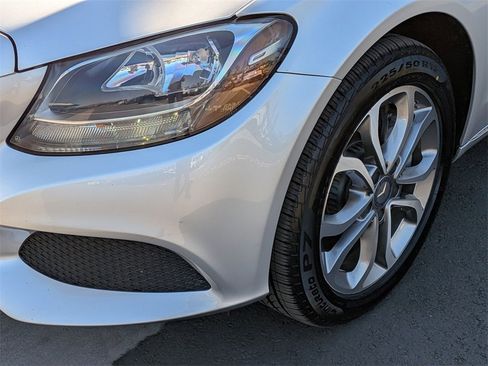 Used 2015 Mercedes-Benz C 300 4MATIC Sedan image 22