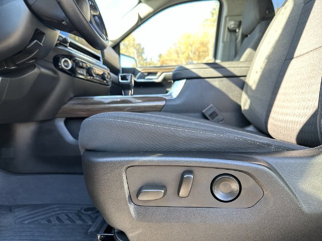 Certified 2024 Chevrolet Silverado 1500 RST AWD/4WD image 18
