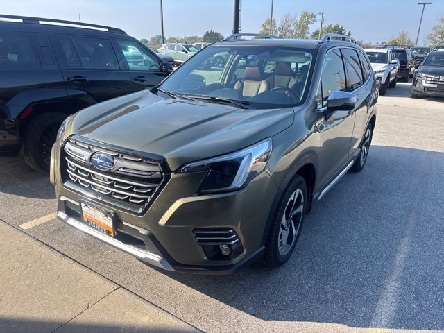 Used 2023 Subaru Forester Touring AWD/4WD image 3