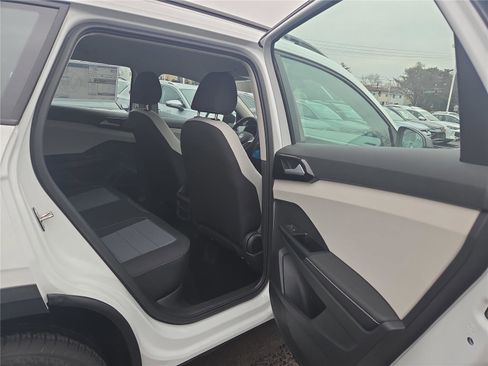 New 2026 Volkswagen Taos S image 28