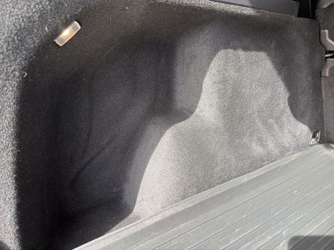 Used 2023 Volvo XC60 B5 Plus w/ Protection Package Premier image 18