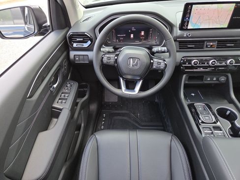 New 2026 Honda Pilot Touring image 27