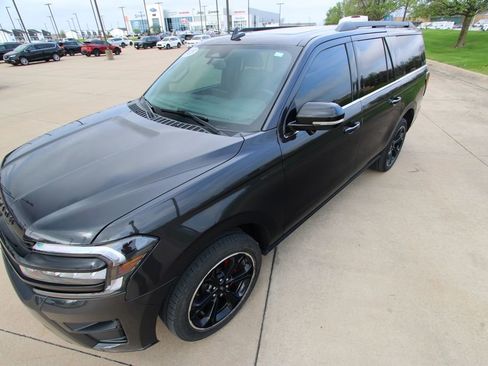 Used 2023 Ford Expedition Max Limited image 20