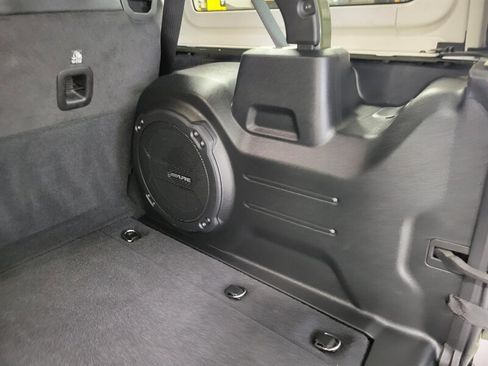 Used 2023 Jeep Wrangler Unlimited Sahara AWD/4WD image 75
