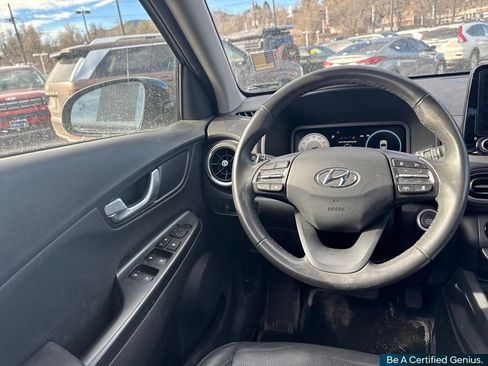 Used 2023 Hyundai Kona Limited image 45