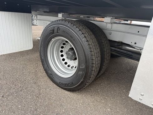 Used 2023 Mercedes-Benz Sprinter 3500 image 18