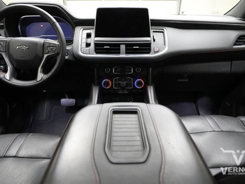 Used 2022 Chevrolet Tahoe RST w/ Luxury Package RWD image 13