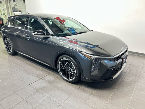 New 2026 Kia K4 GT-Line image 2