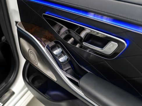 Used 2022 Mercedes-Benz S 580 4MATIC Sedan image 44