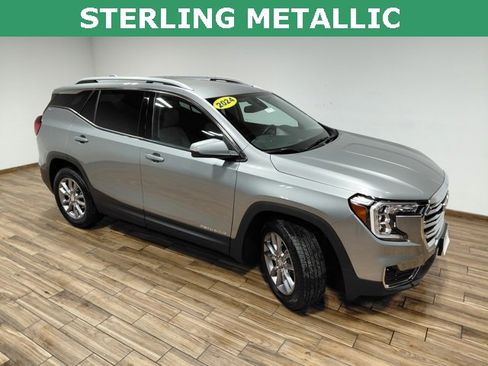 Certified 2024 GMC Terrain SLT image 9