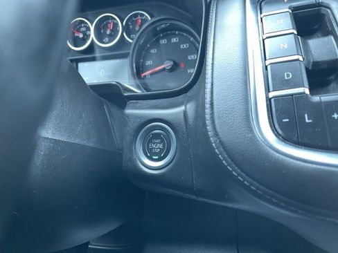 Used 2023 Chevrolet Suburban LS image 17