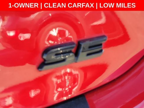 Used 2025 Toyota Camry SE FWD image 10