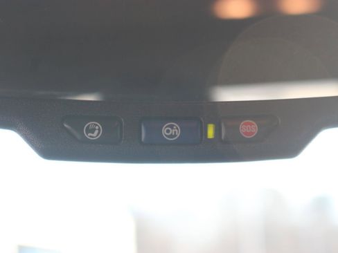 Used 2020 GMC Canyon Denali image 29