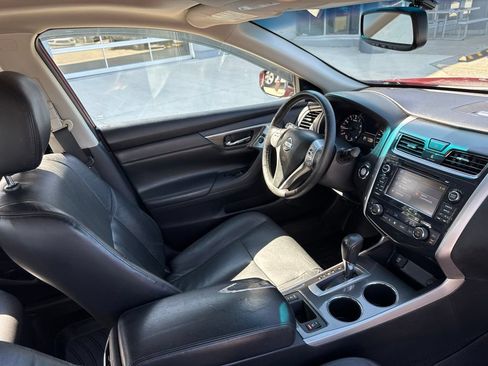Used 2015 Nissan Altima 2.5 SL w/ Technology Package FWD image 50