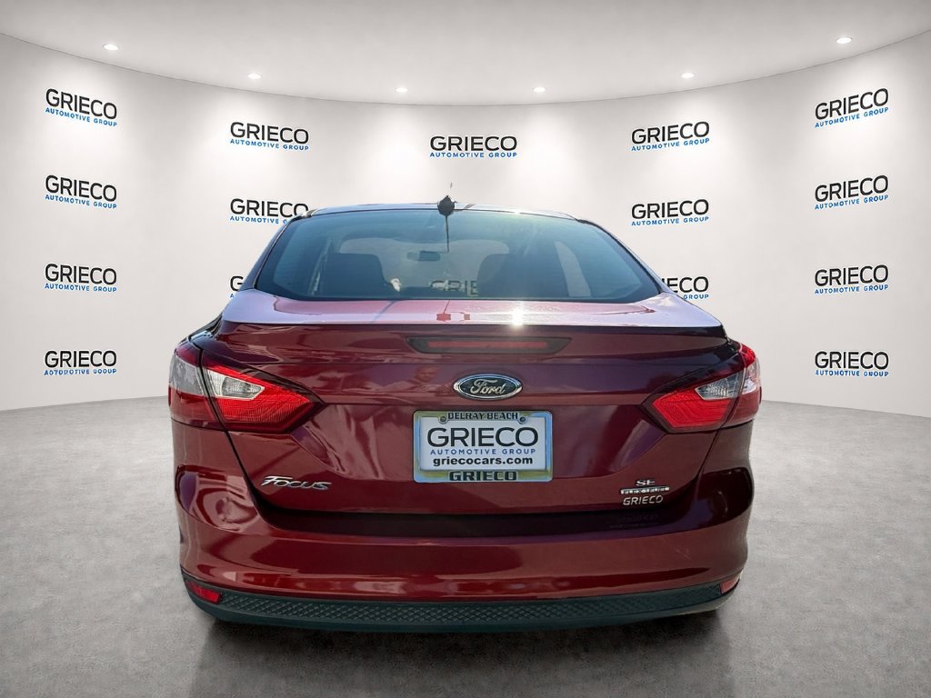 Used 2013 Ford Focus SE FWD image 6