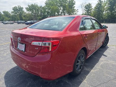 Used 2012 Toyota Camry LE FWD image 6