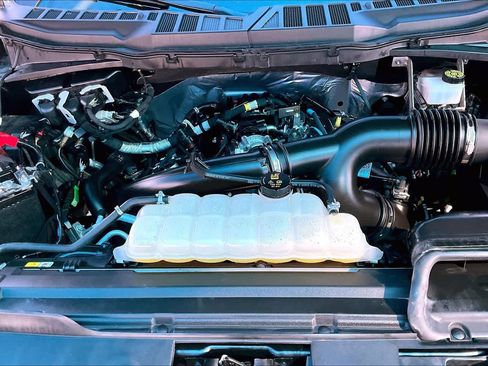 Used 2024 Ford F150 STX image 30