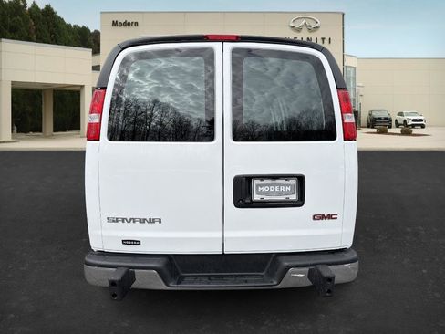 Used 2024 GMC Savana 2500 w/ Driver Convenience Package image 17
