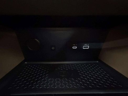 Used 2024 Nissan Pathfinder Platinum w/ Cargo Package image 35