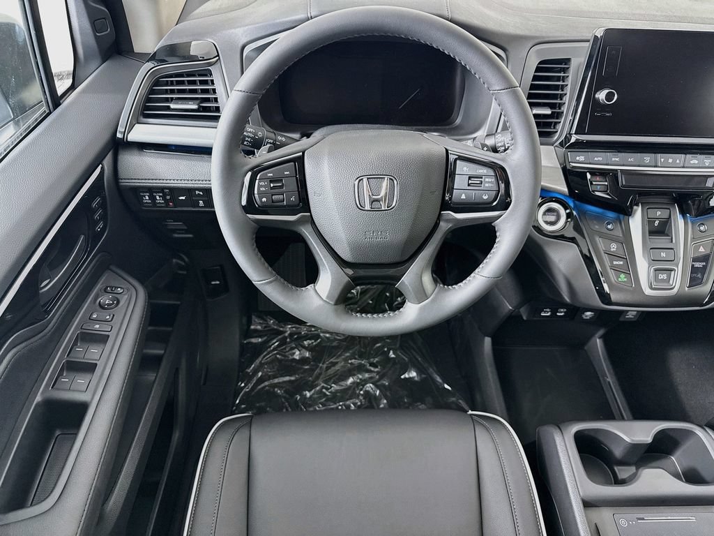 New 2026 Honda Odyssey Touring image 10