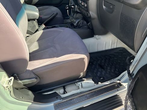 Used 2015 Jeep Wrangler Rubicon w/ Trailer Tow Group image 16