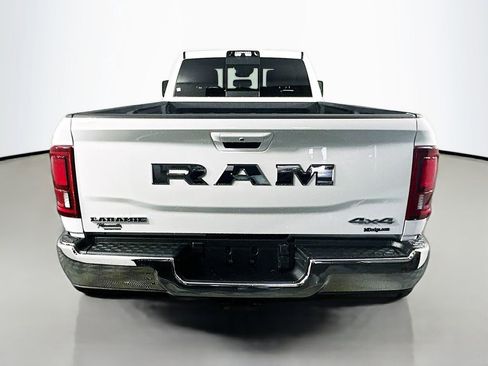 New 2025 RAM 3500 Laramie AWD/4WD image 6