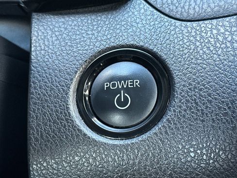 Used 2025 Toyota Camry LE FWD image 17