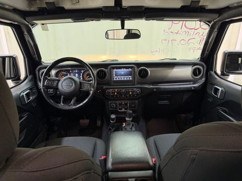 Used 2019 Jeep Wrangler Unlimited Sport S AWD/4WD image 20