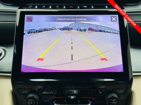 Used 2023 Jeep Grand Cherokee Limited w/ Trailer Tow Prep Group (B) AWD/4WD image 13
