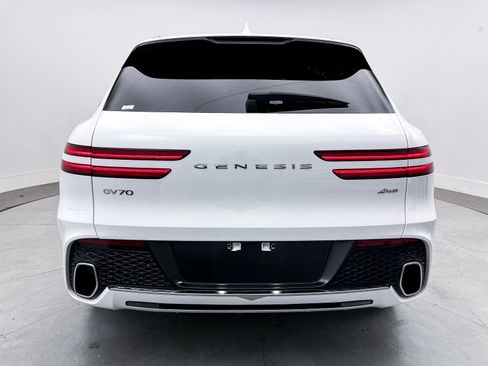Used 2023 Genesis GV70 2.5T image 14