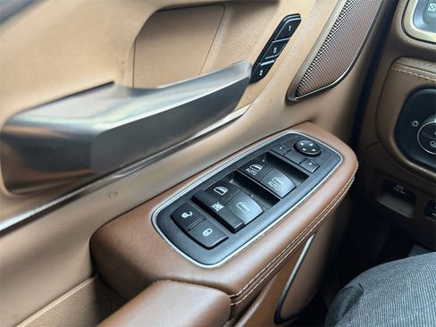 Used 2019 RAM 1500 Limited image 33